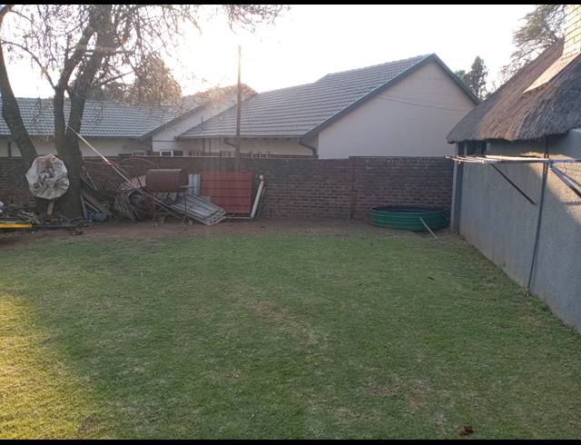 3 BEDROOM FREESTANDING FOR SALE IN KANONKOP